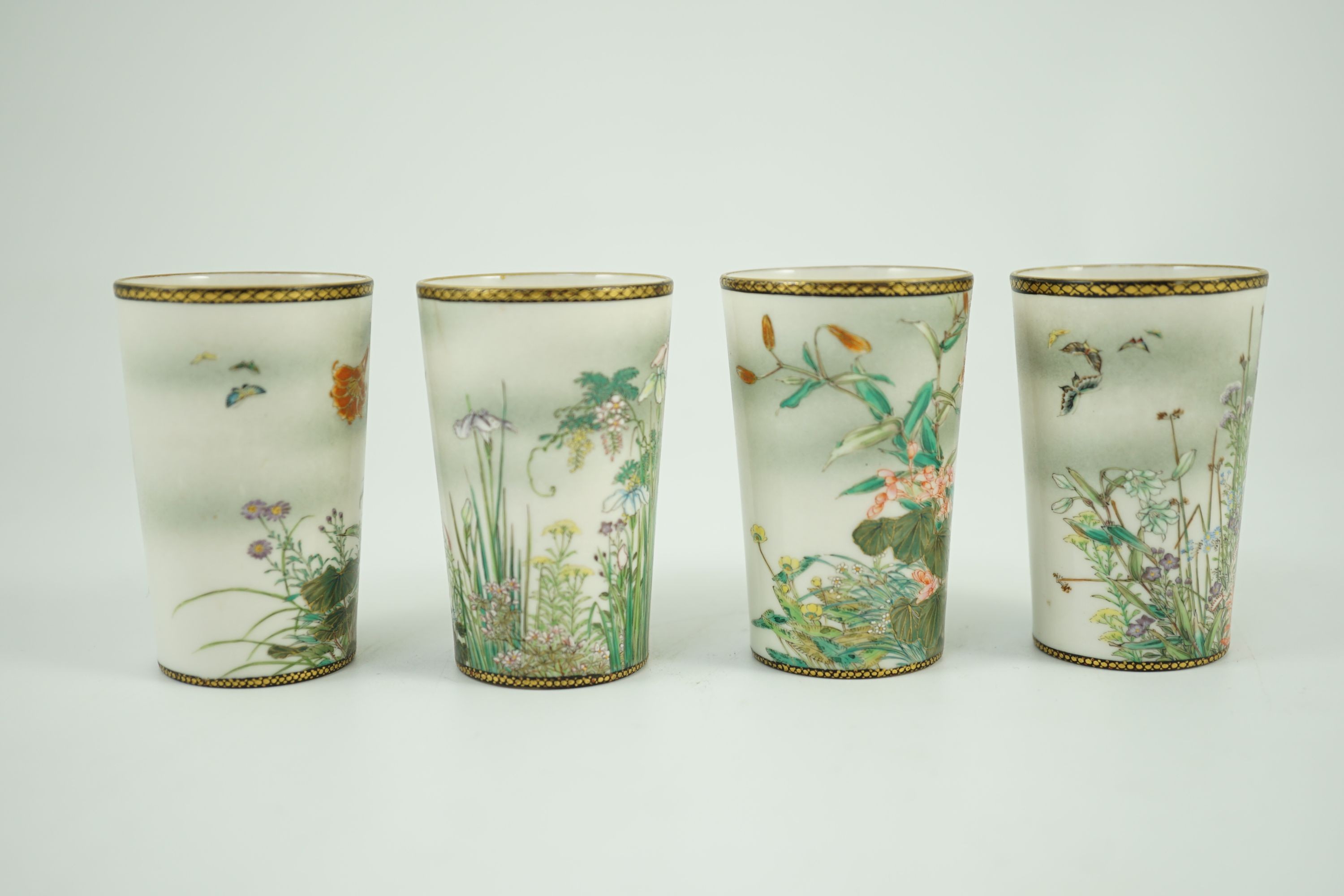 A set of four Japanese porcelain small cups, by Kinkozan, Meiji period, 6.2cm high